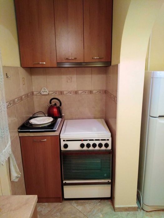 Дава се под наем Двустаен апартамент в Бургас, Славейков - 50 кв.м за 107.1 € - Снимка #4