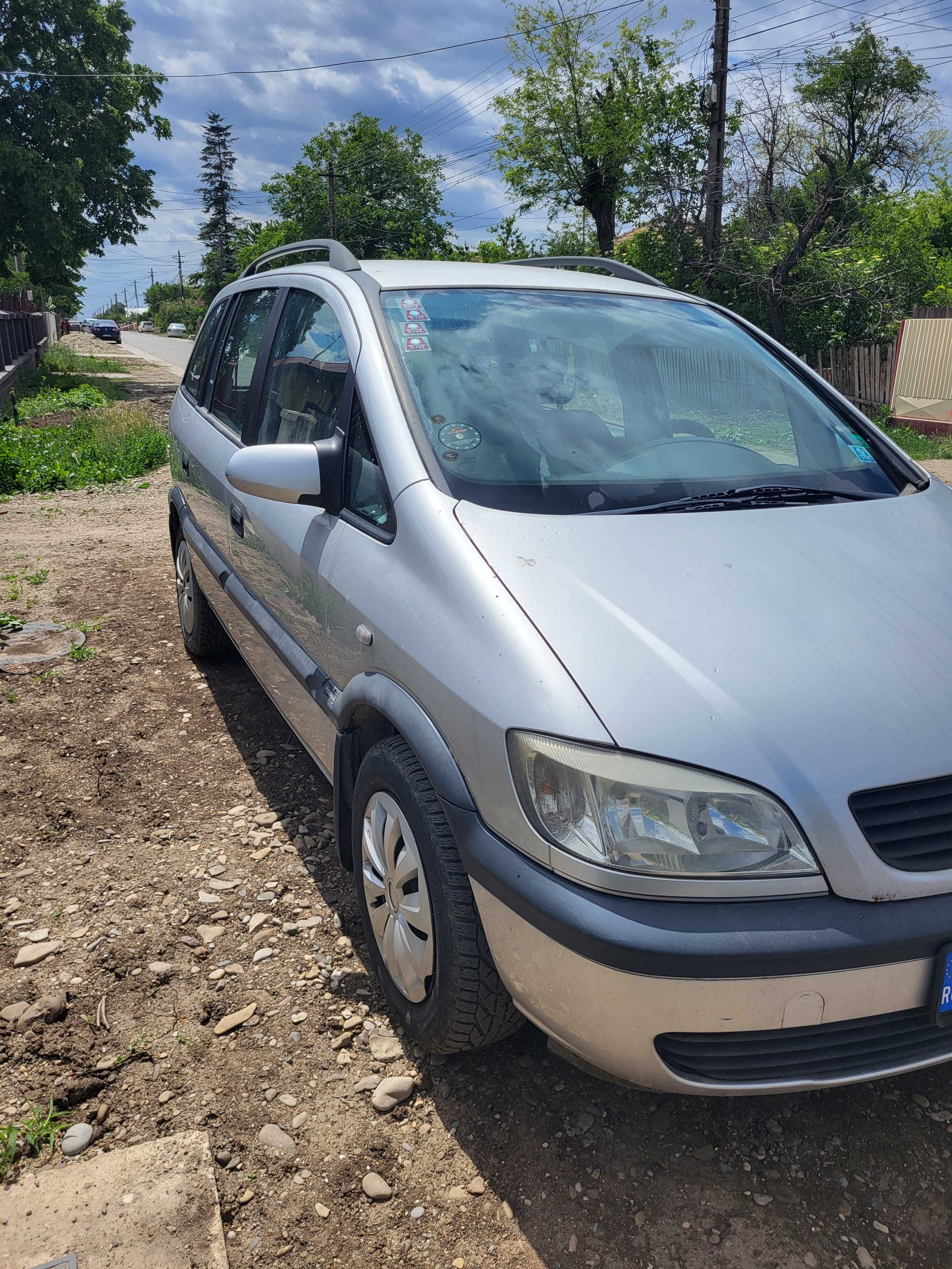 Opel Zafira 7 locuri