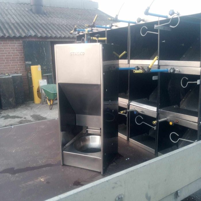 Hranitoare-Adepatoare Automate Porci-purcei. Recent adusa din Germania