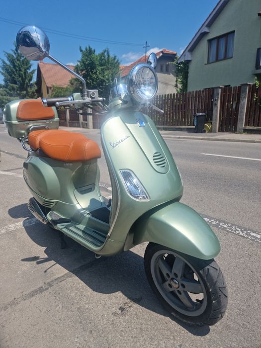 Scuter  Vespa LXV 125 ,2008