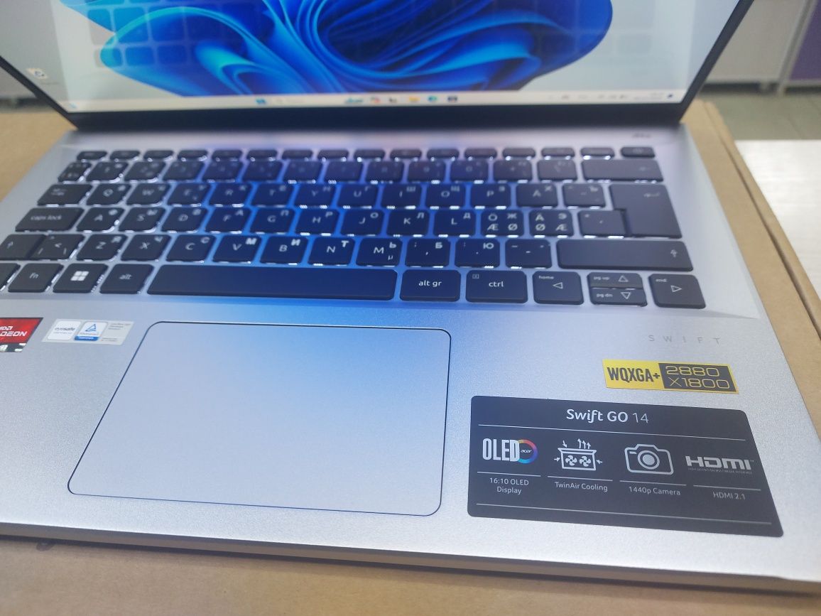 Новые Acer Swift 14 (OLED IPS, Ryzen 5 7640u, 12 ядер)