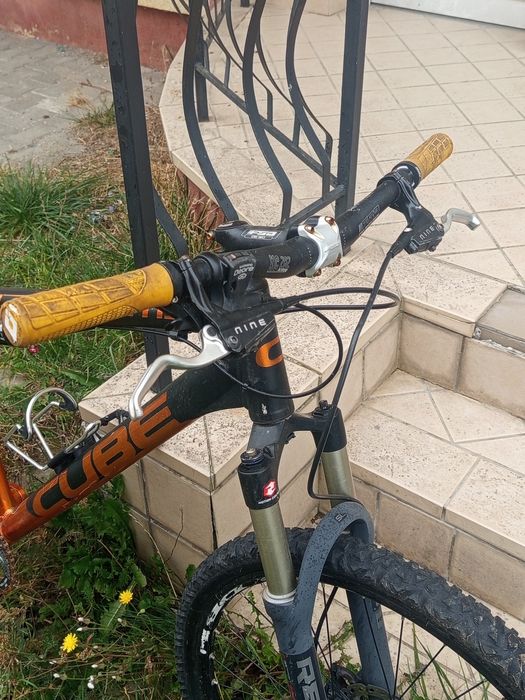 !! URGENT!!Bicicleta CUBE ams 100 full suspension