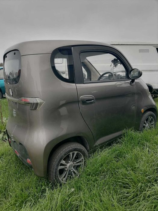 Vind  masina electrica  fara permis ELBONS