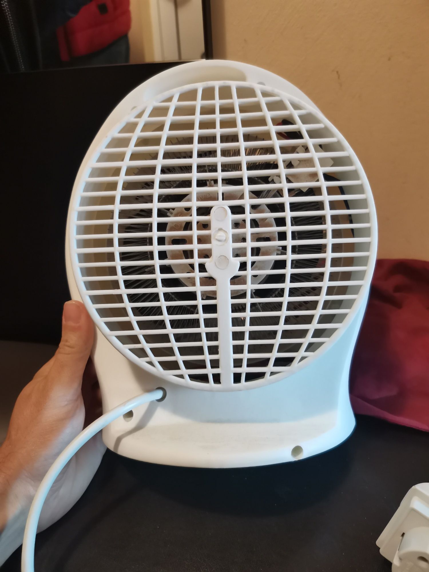 Вентилаторна печка 2000w