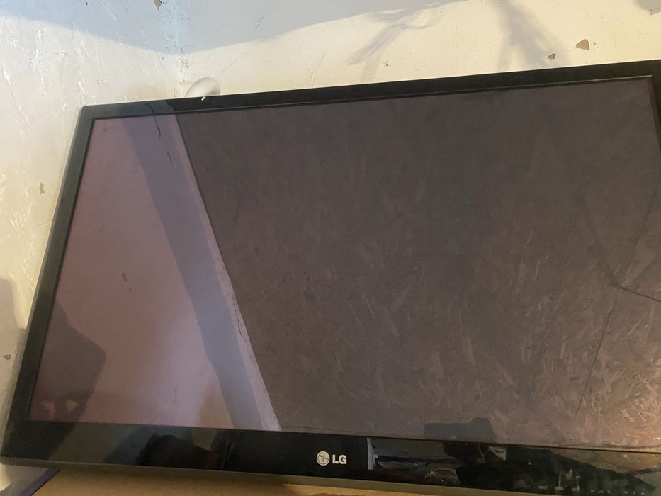 LG продам телевизор