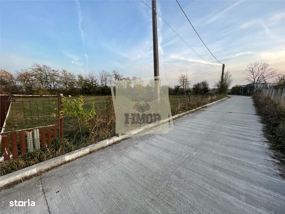 Teren intravilan cu utilitati 2500 mp in Rm Valcea zona Colonie Nuci