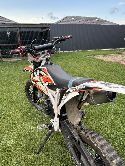 Vând kxd 125s pornire la buton
