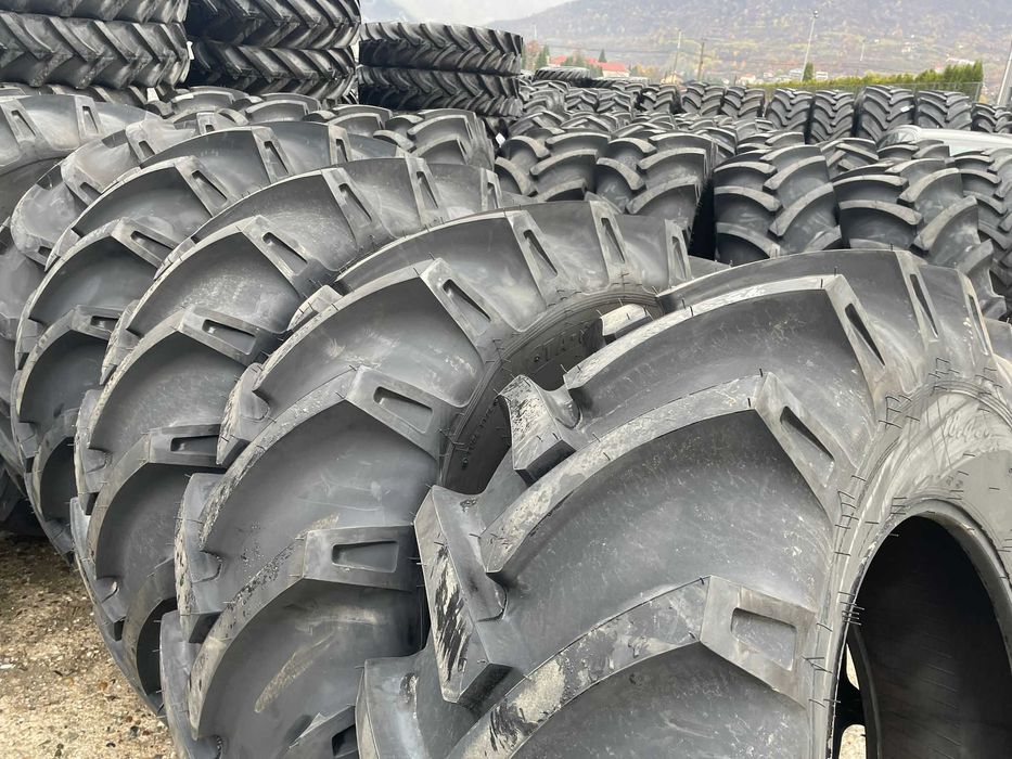 18.4-26 Petlas Cauciucuri noi de Taf 14pliuri garantie