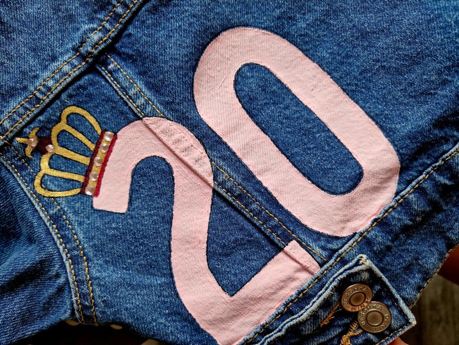 Geaca jeans lucrata manual