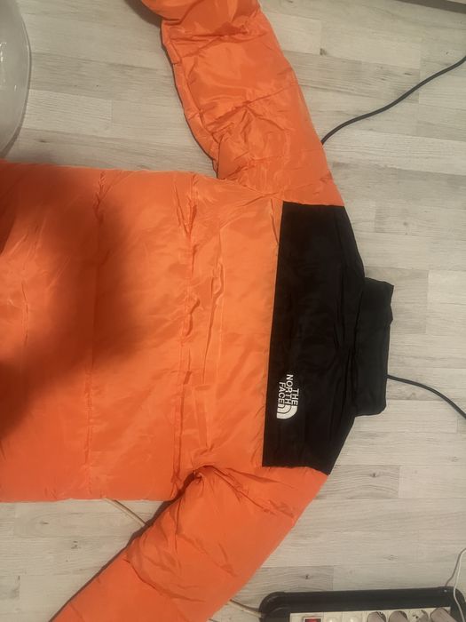 Geacă The North Face portocalie