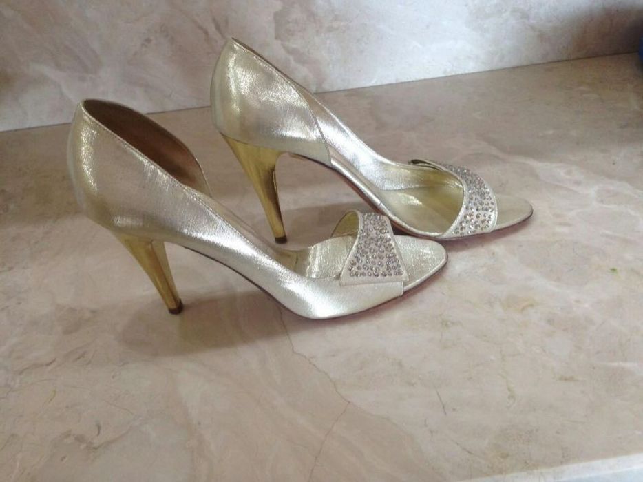 Нови дамски обувки с камъни Сваровски