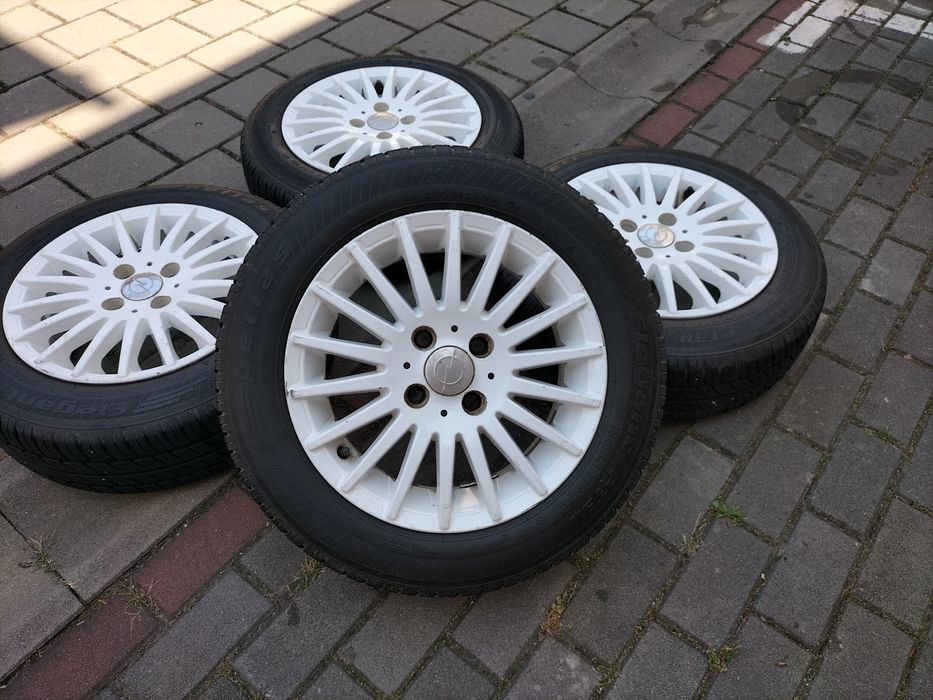 Jante Aliaj 14 Albe 4x100 165 65 14 aluminiu spitate Opel,Honda, Dacia