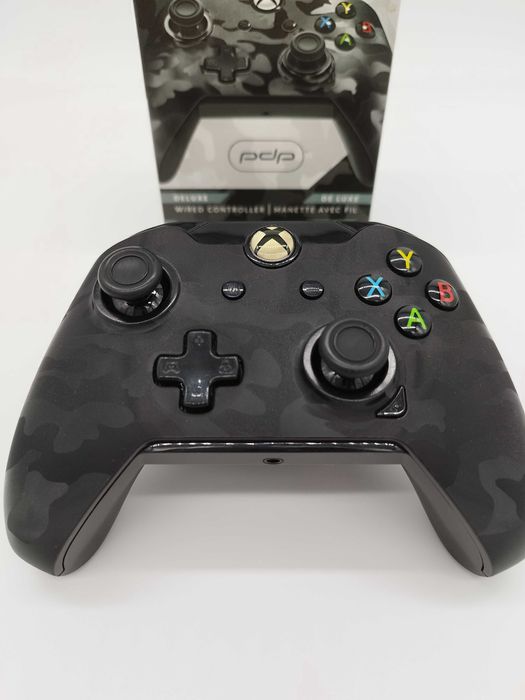 Контролер PDP Gaming Deluxe Wired Controller, черен камуфлаж