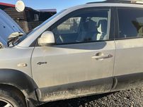usa fata spate dreapta stanga Hyundai Tucson dezmembrari Hyndai