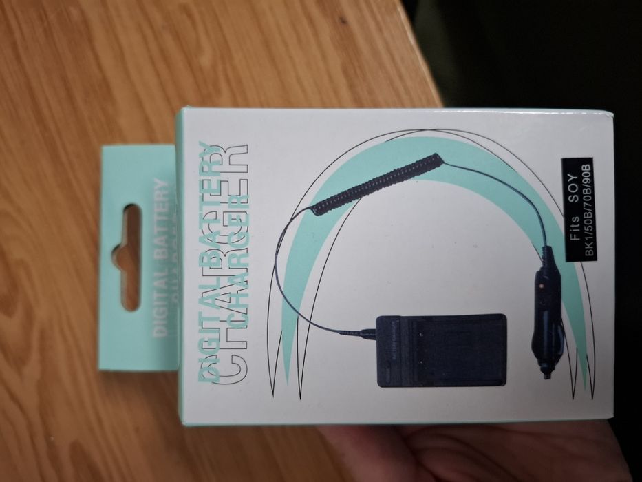 Цифрова камера Sony W180