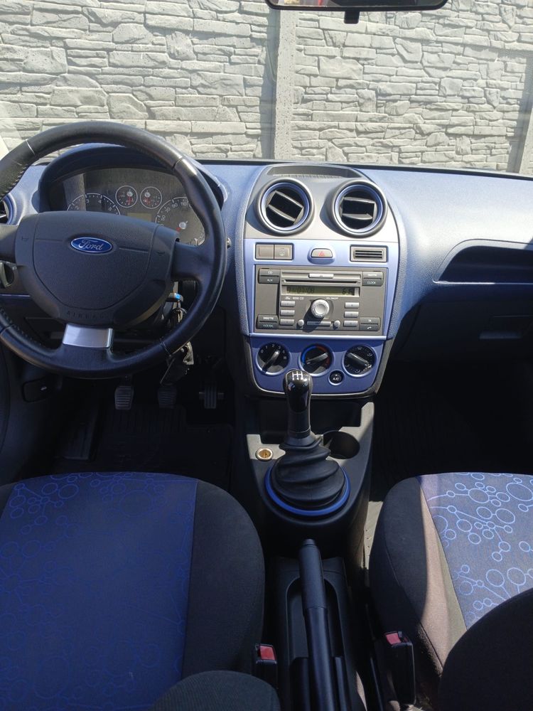 Vand Ford Fiesta 1.3Benzina 2008