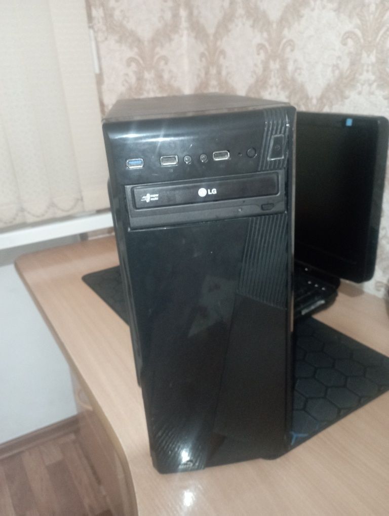 Продам компьютер