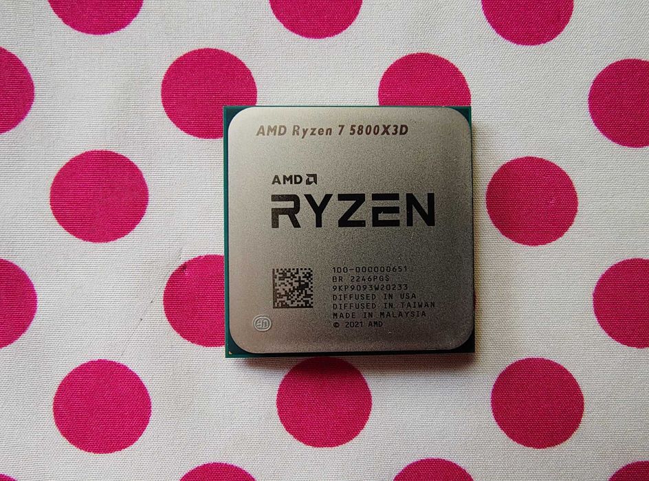 Procesor AMD Ryzen 7 5800X3D 3.4GHz, socket AM4.