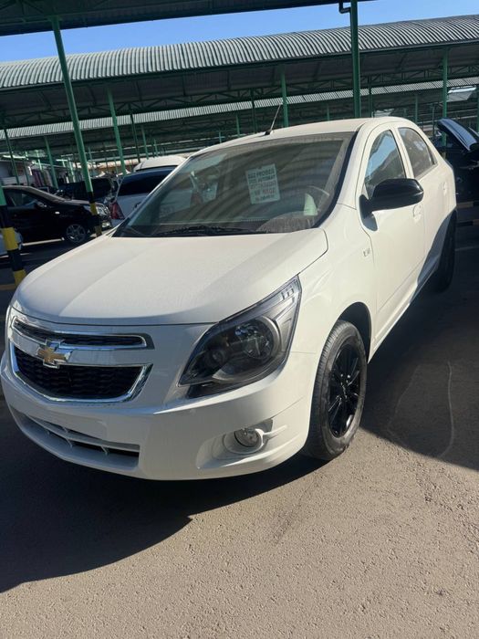 срочно продается кобальт с автосалона стайл люкс с черными дисками