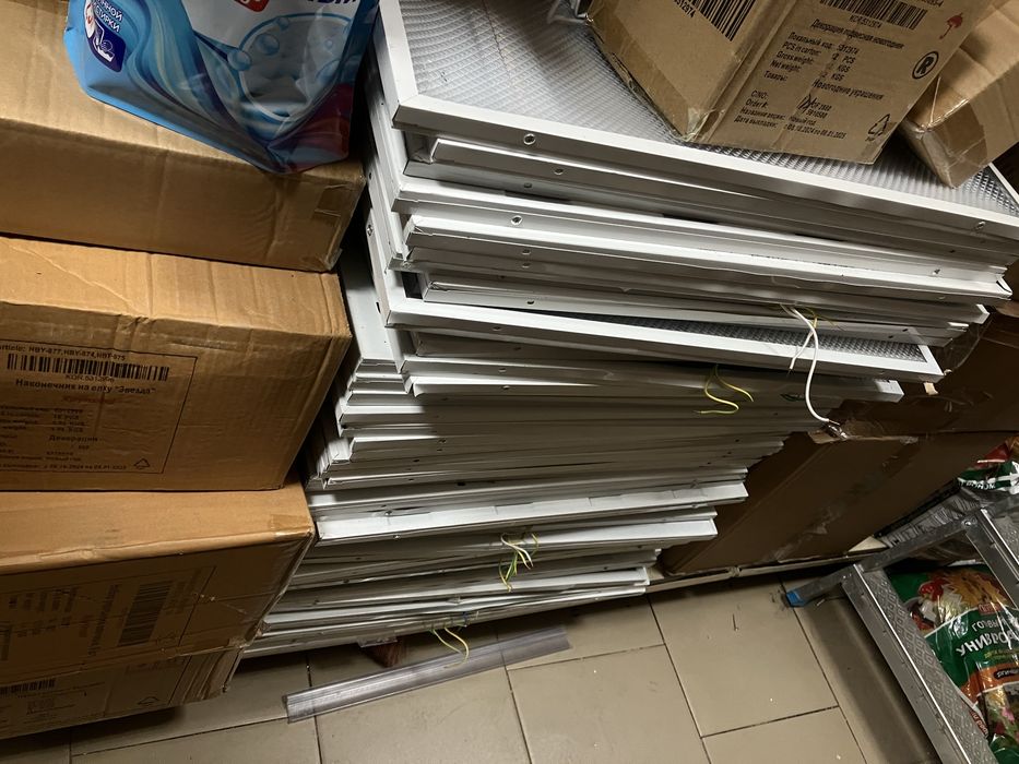 Продам лампы 45 штук