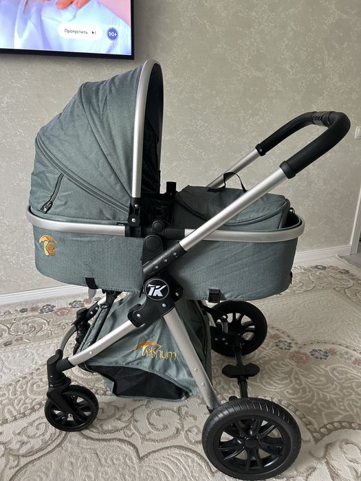 Продаю новую коляску + сумка + полный комплект!