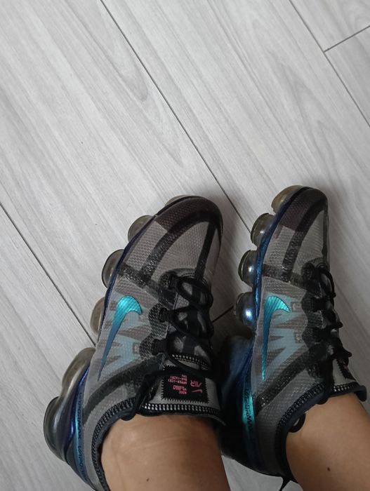 Adidași Vapormax Nike