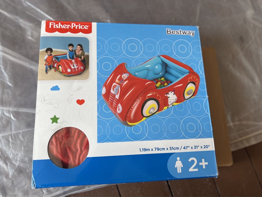 Надуваем басейн fisher price