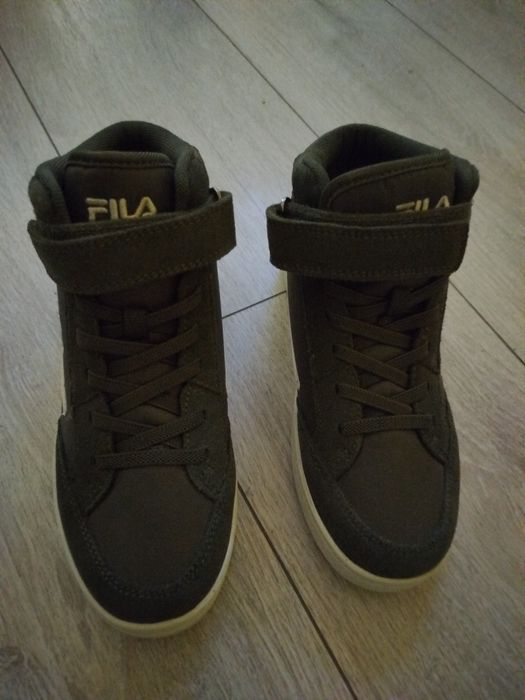 Детски кецове Fila 33 номер!!