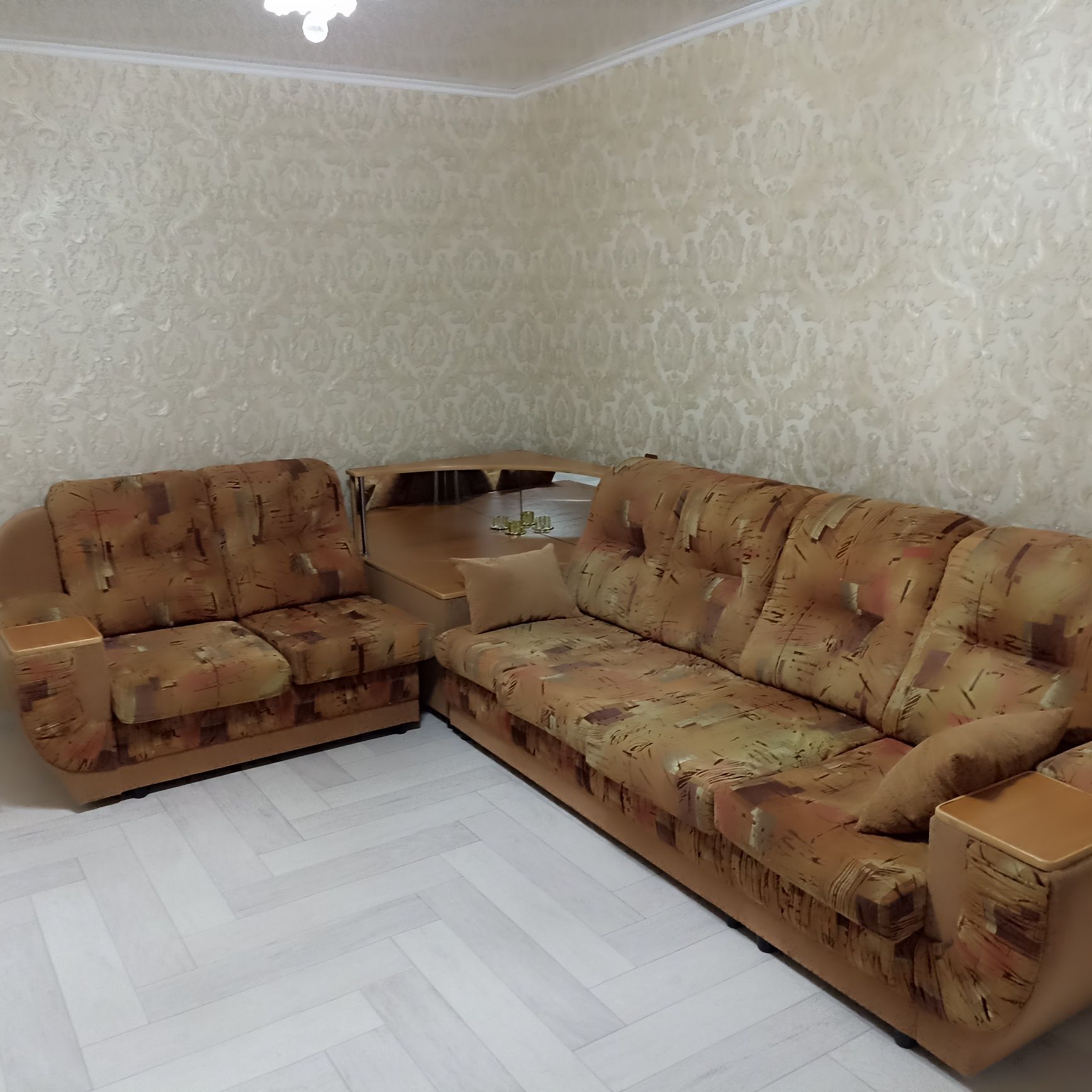 Продам угловой диван