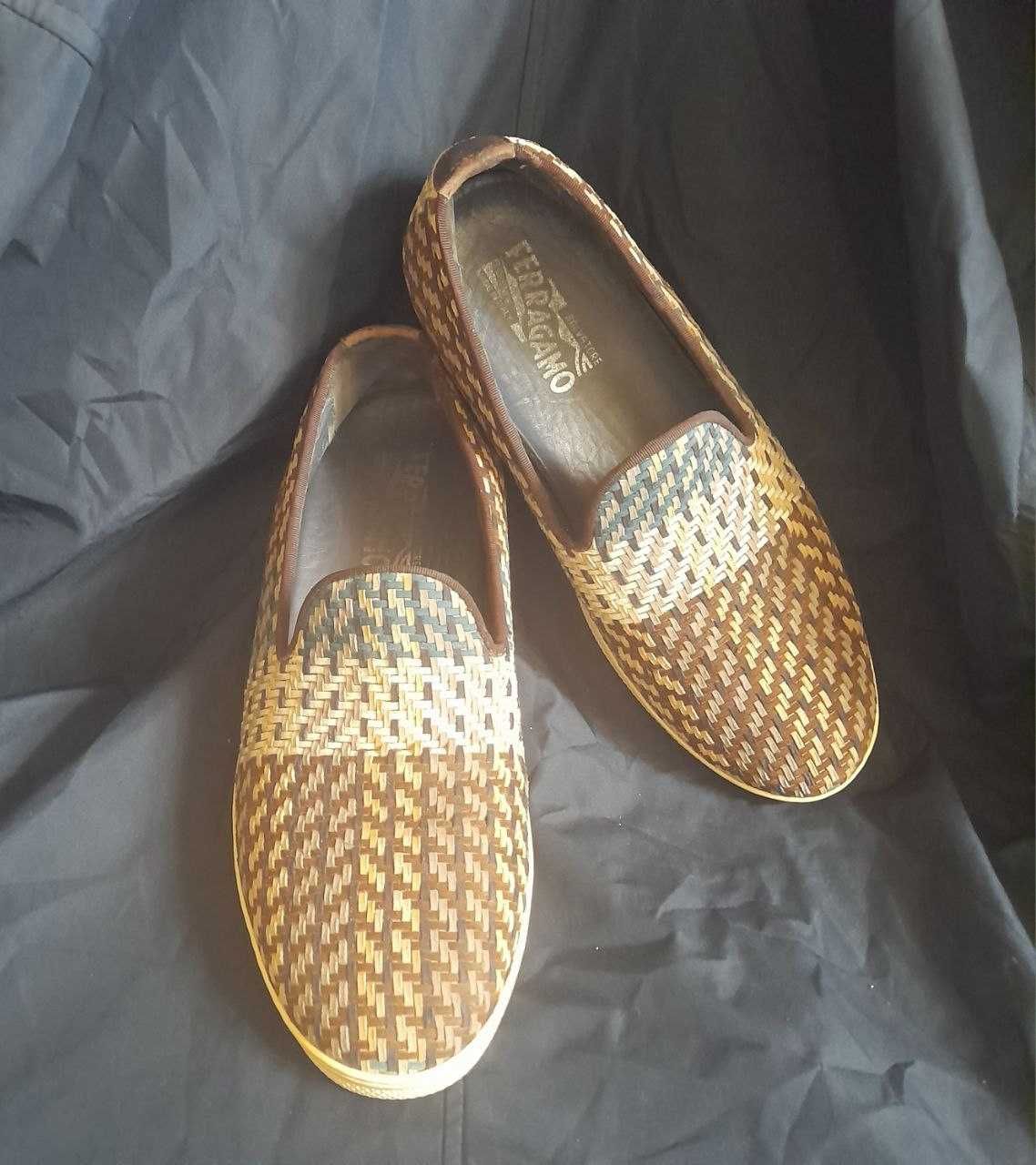 Salvatore Ferragamo лоферы сникерсы слипоны 40-41 р / Made in Italy