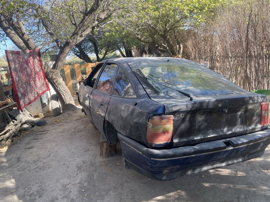 продам опель вектра хетчбек