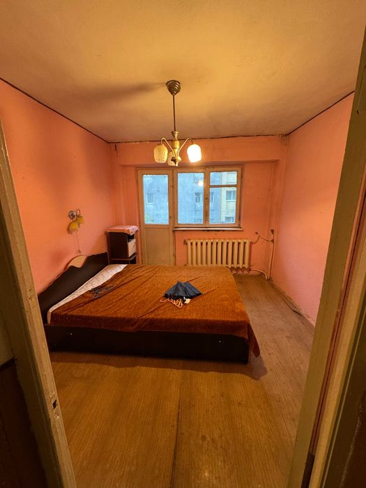Apartament 4 camere decomandat langa Inspectorat Focsani, 2 Stejari
