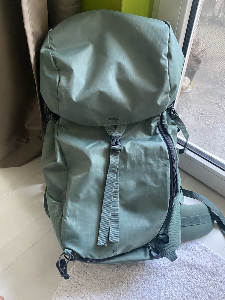 Туристическа раница Quechua 35L