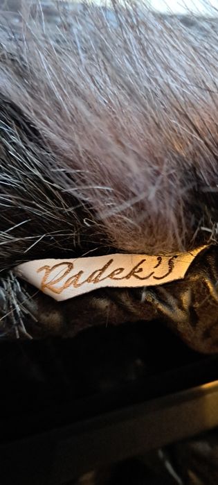 Двуредно дамско ватирано палто Radek's