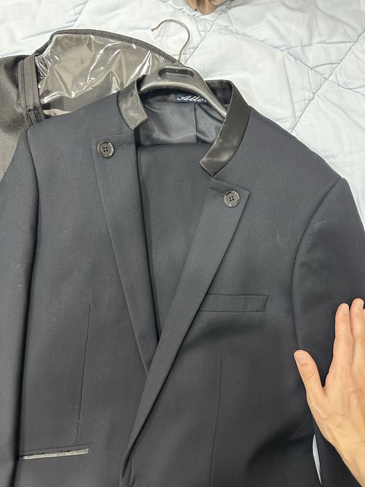 Костюм мужской смокинг