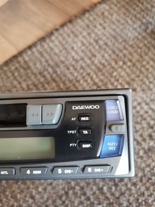 Авто касетофон /cassette receiver 12v  DAEWOO.