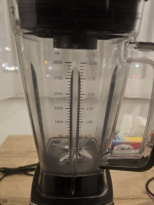 Blender Beko ProWellness TBS3164X 1600W 2L, viteza variabilă