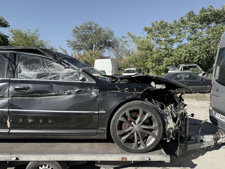 Audi S8 2009г Цяла и за Чати