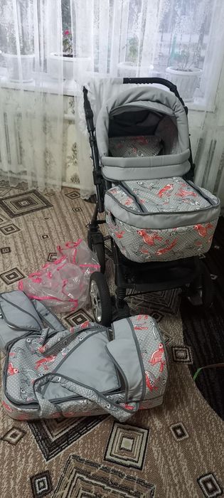 Продам коляску зима лето.
