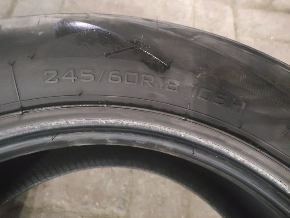 Продам шины комплект 245/60/18