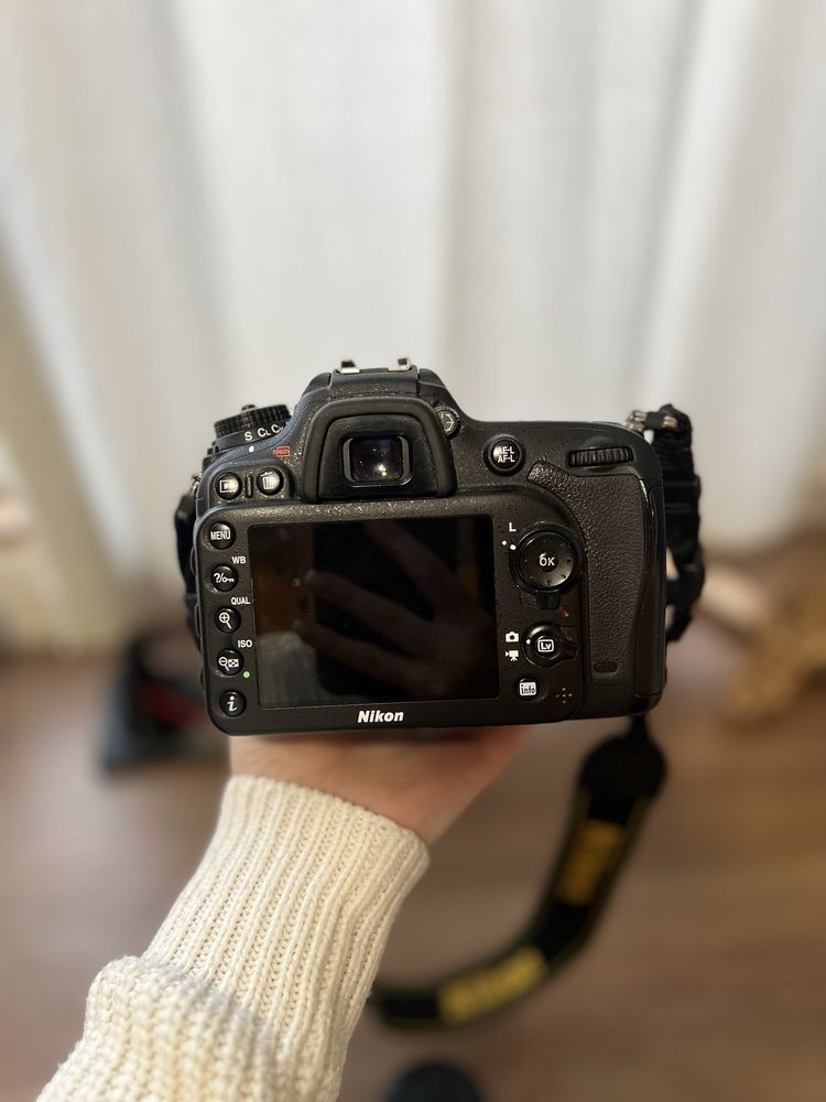 Nikon D7100 + 2 обектива