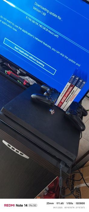 Vând Ps4 Pro 4k 1Tb