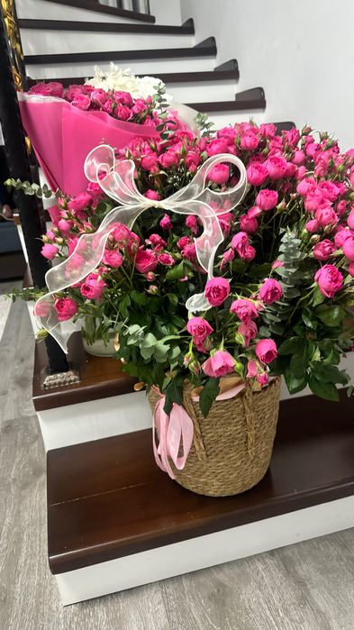 Цветы кустовые розы