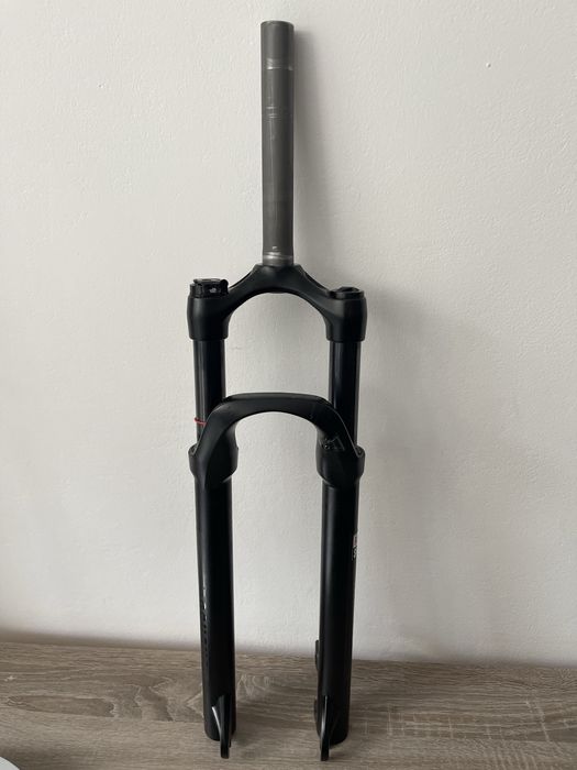 Furca Rockshox Judy Silver 29” | aer, blocare ghidon, gat drept 19,5cm