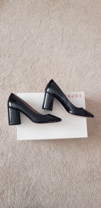 Pantofi  lacuiti cu toc, Esprit, culoare negru, mărimea 37