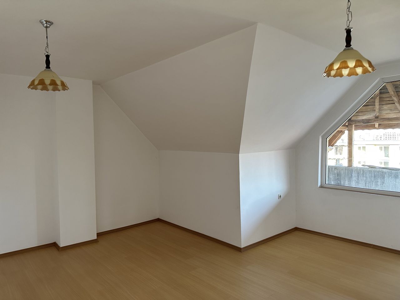 Продава се Мезонет в Кърджали, Гледка - 100 кв.м за 800 €/кв.м - Снимка #8