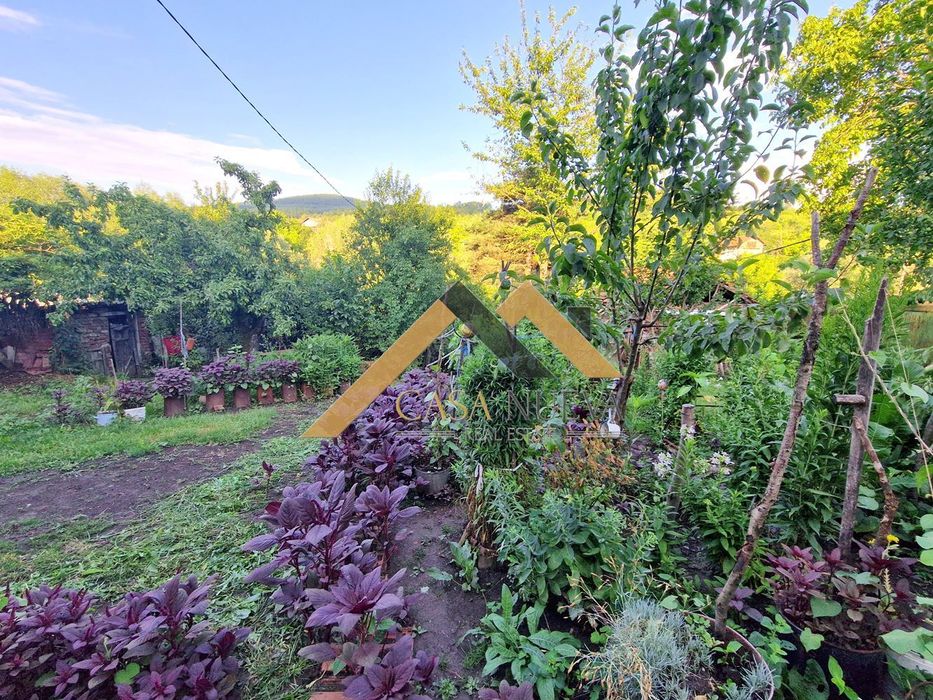 Продава се Къща в с. Големо Бучино, Област Перник - 65 кв.м за 1847 €/кв.м - Снимка #2