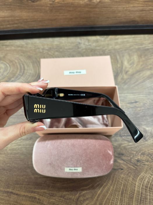 Слъчеви очила Miu Miu