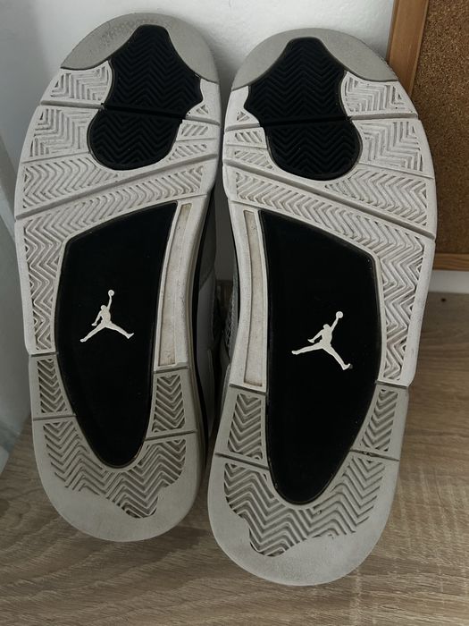 Jordan 4 Military Black