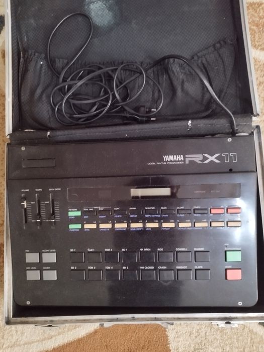 Продам драм машину